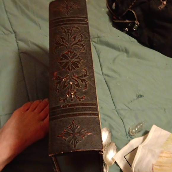 Book box - Picture 2 of 3